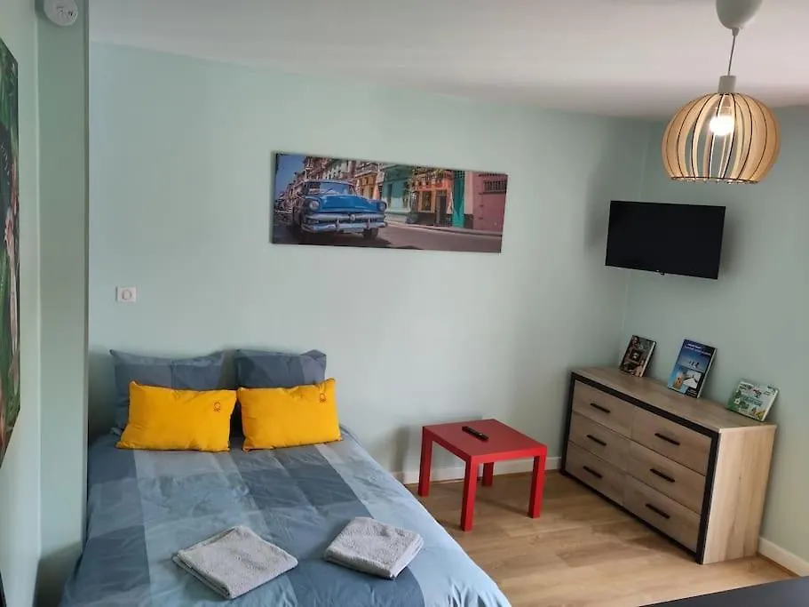 아파트 Appartement Refait A Neuf Pour 3 Personnes Avec Wi-Fi Vic-sur-Cère 프랑스